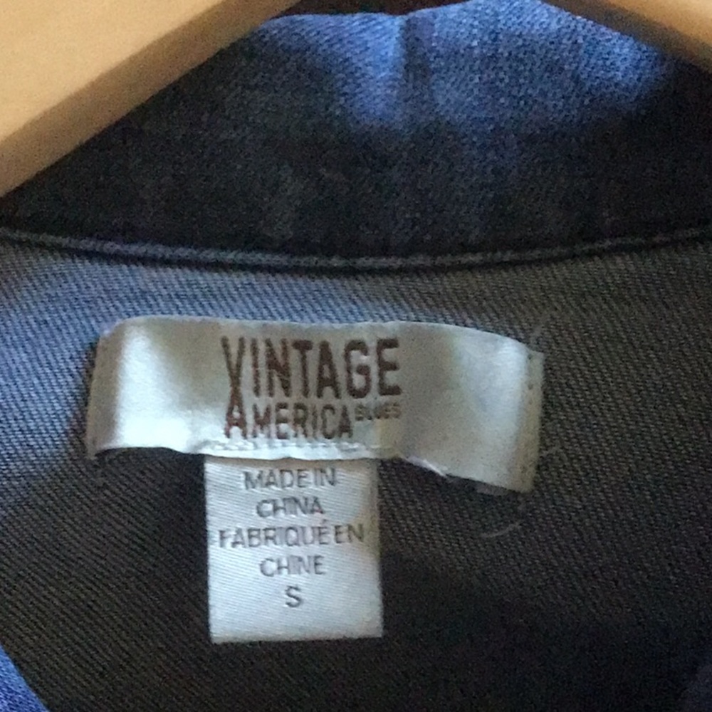 Denim jacket - Picture 2 of 9